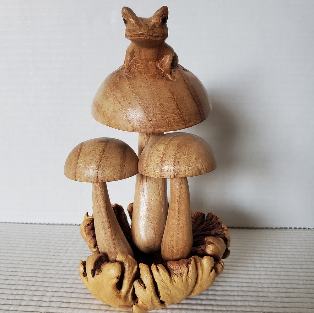 Wood Mushrooms Frog Figurine 7.5" Vintage Carved Sculpture Whimsical Animal